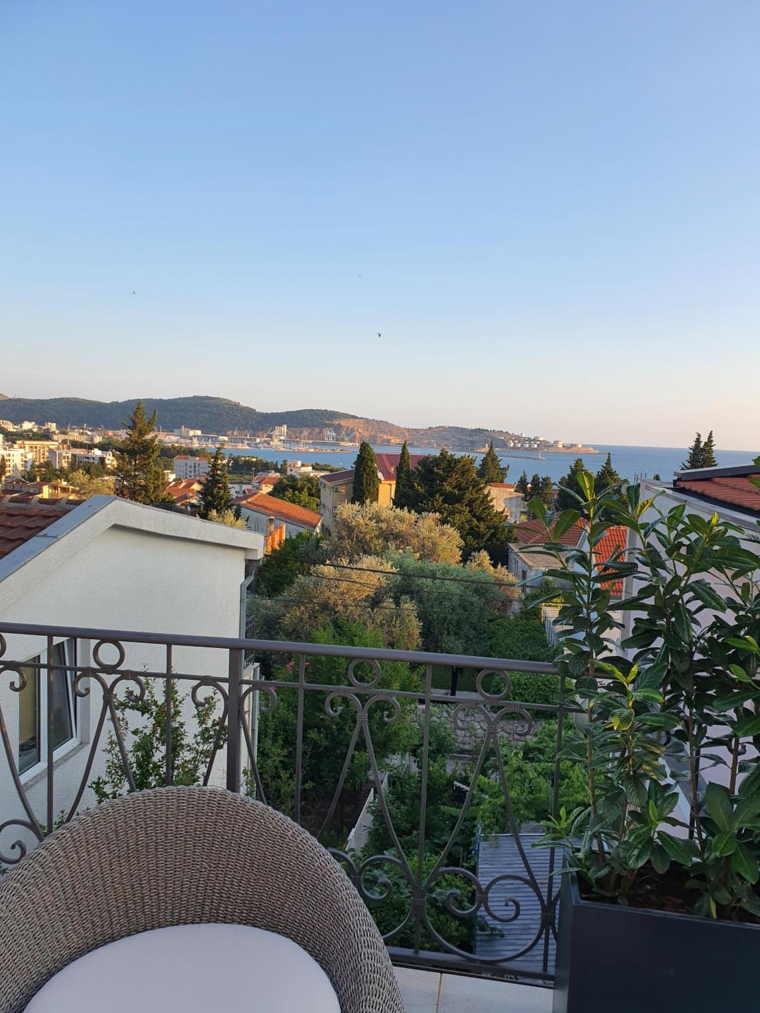 Holiday Home Barska Vila Ngoại thất bức ảnh
