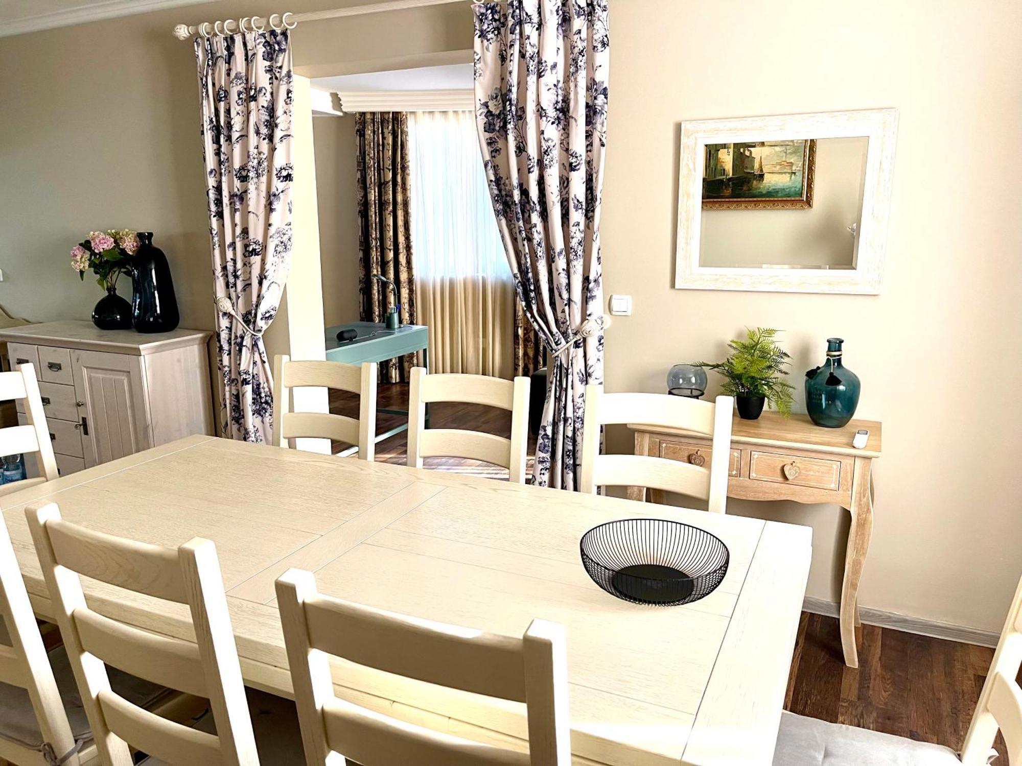 Holiday Home Barska Vila Ngoại thất bức ảnh